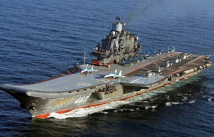 Советские «мутанты»: почему в СССР строили странные авианесущие крейсеры, а не нормальные авианосцы