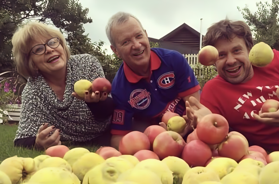 Сергей с родителями