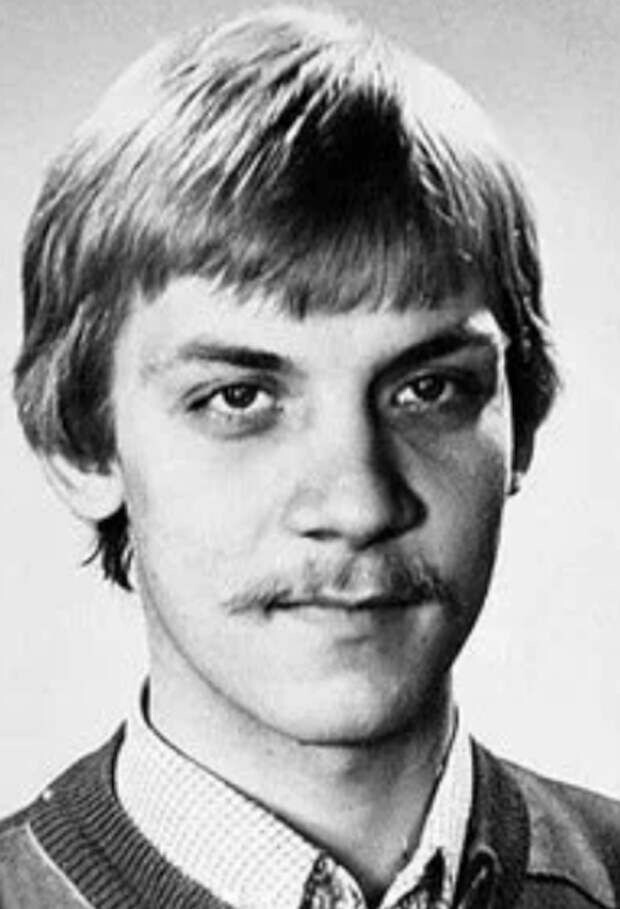 Виктор Раков.