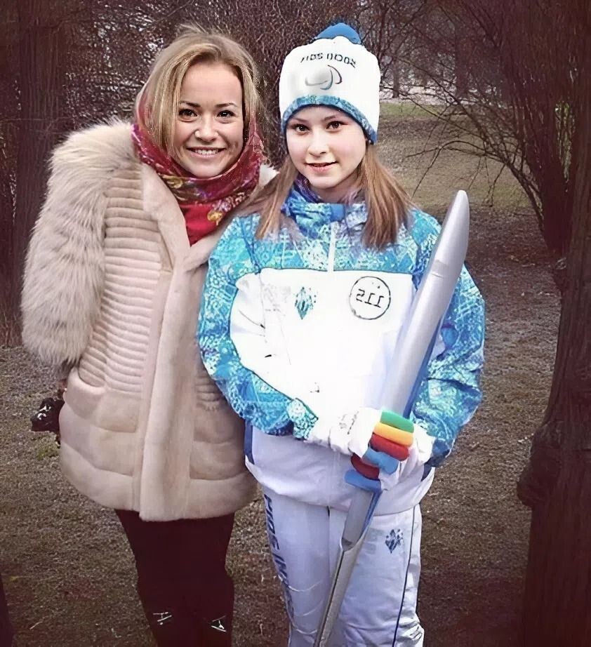 Юлия Липницкая с мамой.