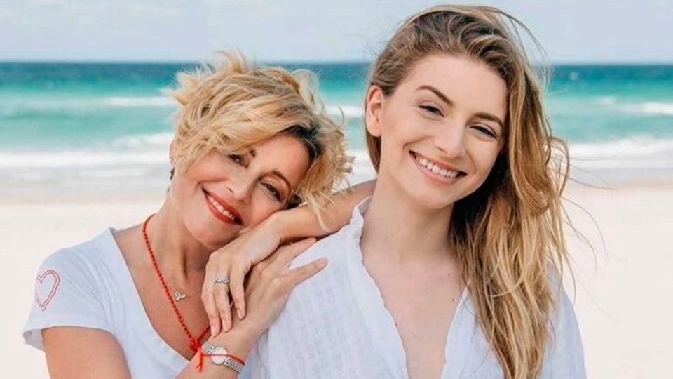 Анжелика Варум с дочкой в Майами