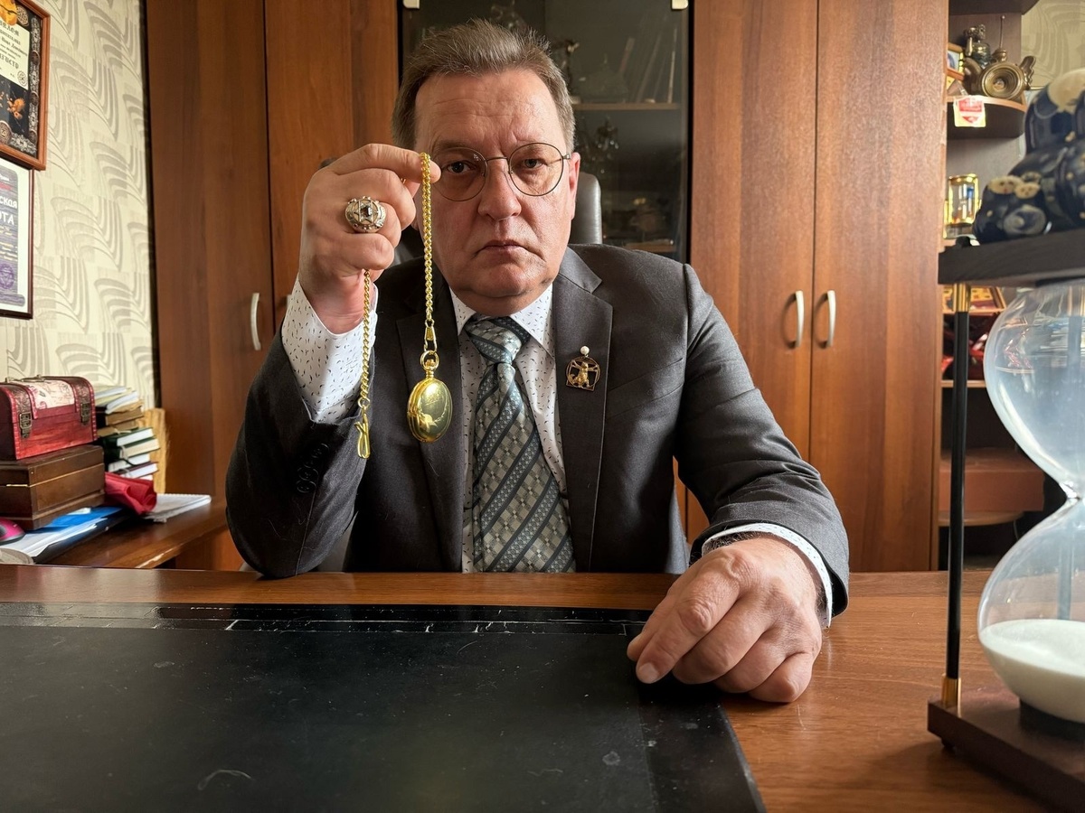 Психолог гипнолог Верницкий - Фон- Миловзоров Игорь Леонидович город Красноярск