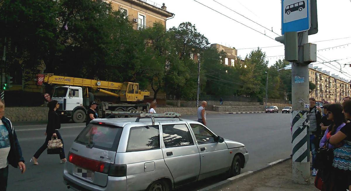 Остановился на автобусной остановке высадить пассажира — можно ли так делать без штрафа? Рассказываю