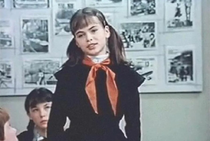 Инна Гомес в фильме "Опасные пустяки".