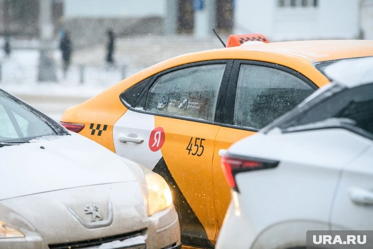     В «Яндекс Такси» предрекли негативные последствия от закона о локализации