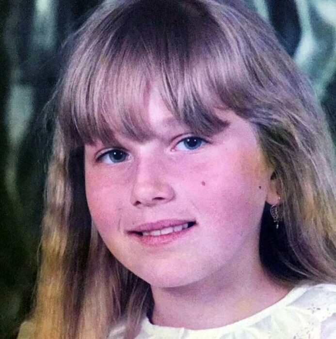 Карина Андоленко в детстве.