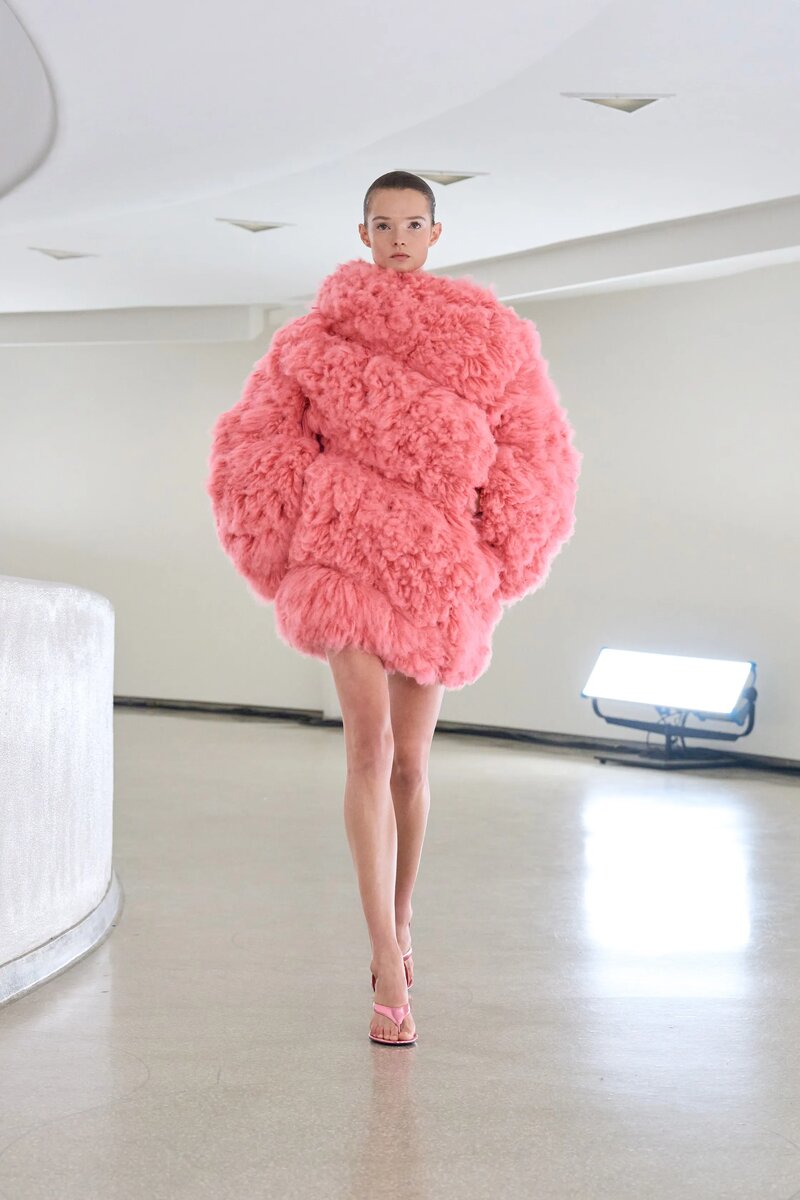 Alaia Spring 2025